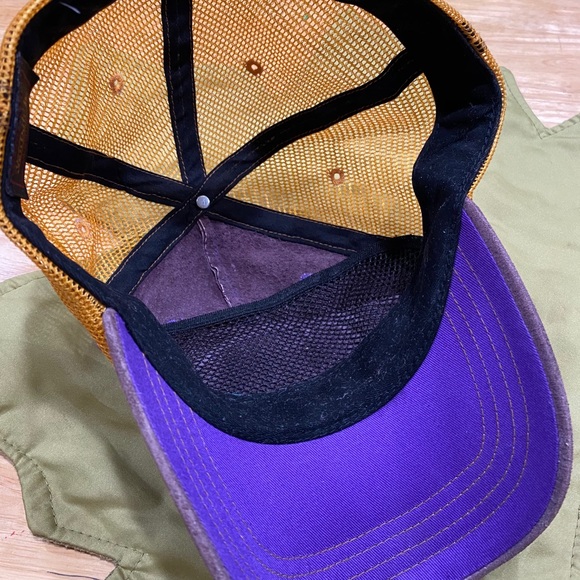 SOLD‼️ Von Dutch Purple and Gold Suede Trucker Hat - Picture 3 of 5